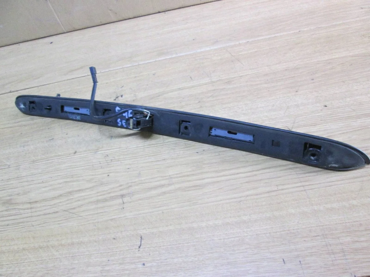 Poignée de coffre BMW E46 Sedan ENP2359 image 4