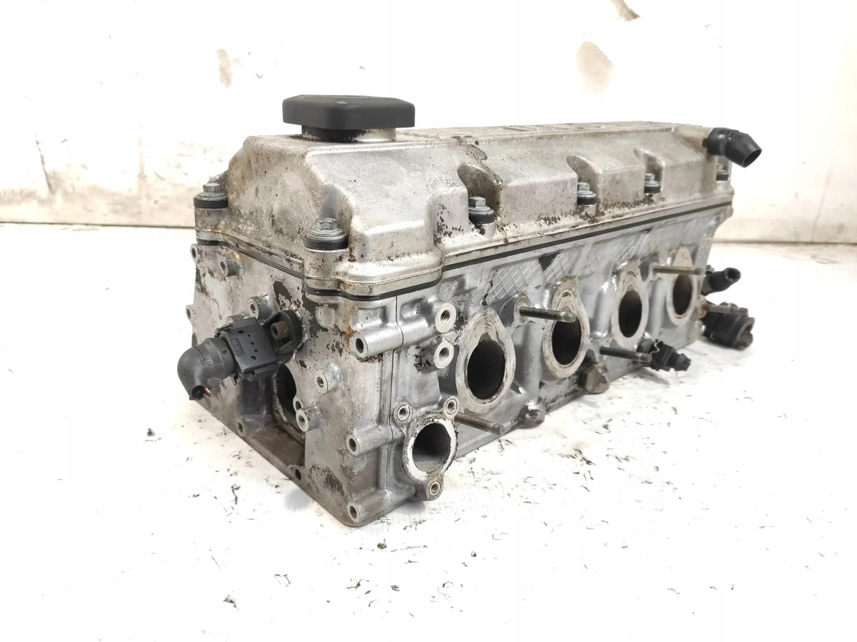 Sylinterikansi BMW M43B19 E46 1.9 Käytetty