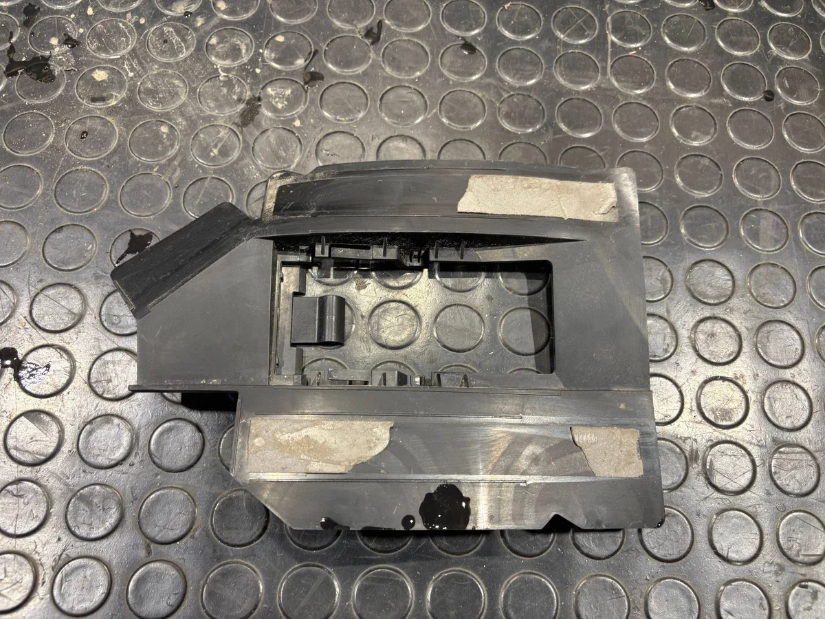 Nissan Qashqai J12 Radar Totwinkel Halterung Rechts Hinten image 6