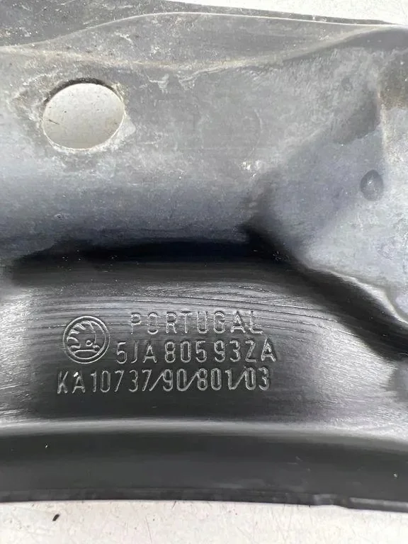 Panneau fixation radiateur Skoda Rapid 5JA805932A image 5