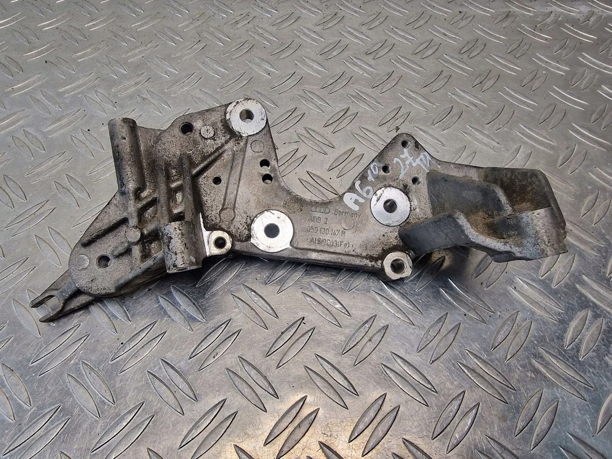 Support pompe injection Audi VW 2.7 3.0 TDI