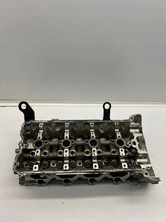 Audi 079103403Q Cabeza de Cilindros Usada