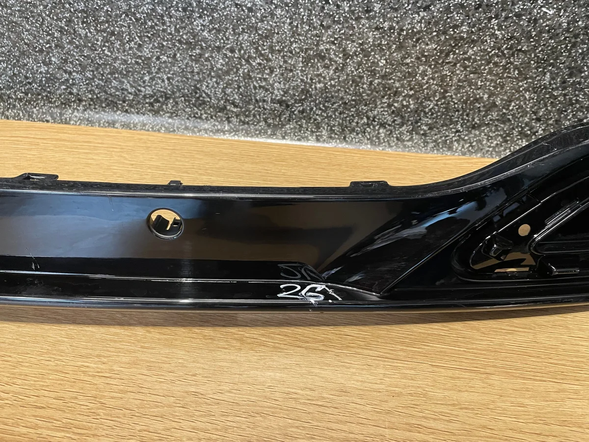 Lijst bumper achter VW Tiguan Allspace image 3