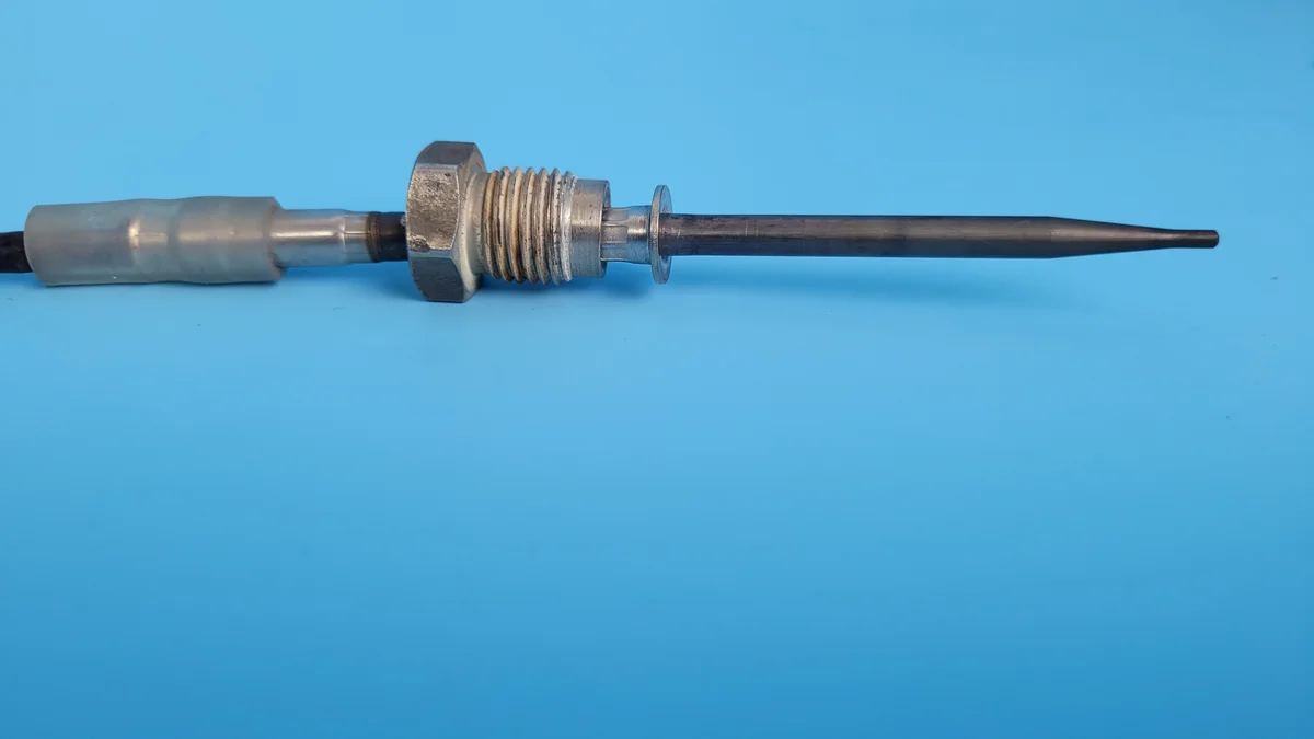 MERCEDES W206 Temperatuursensor A0009050512 image 3