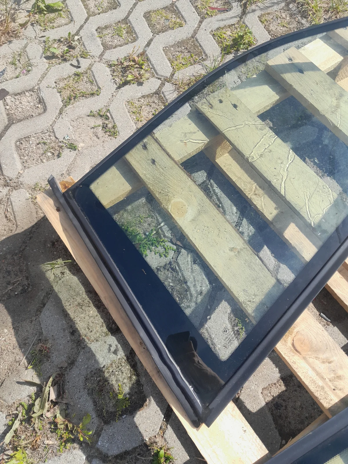 BMW E36 Compact Rear Side Window Left + Right image 7