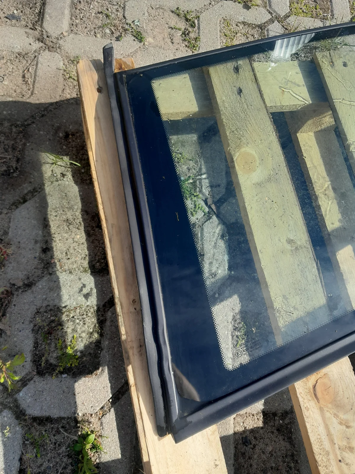 BMW E36 Compact Rear Side Window Left + Right image 8