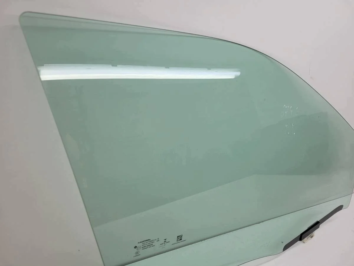 Vitres de porte avant droite Jeep Compass II image 4
