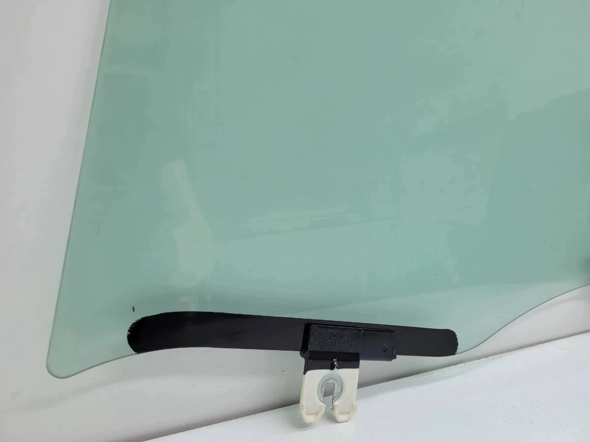 Vitres de porte avant droite Jeep Compass II image 7