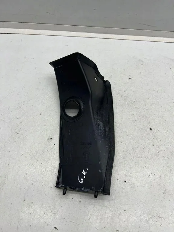 2025 BMW X1 U11 Tail Light Frame 9448829 image 3