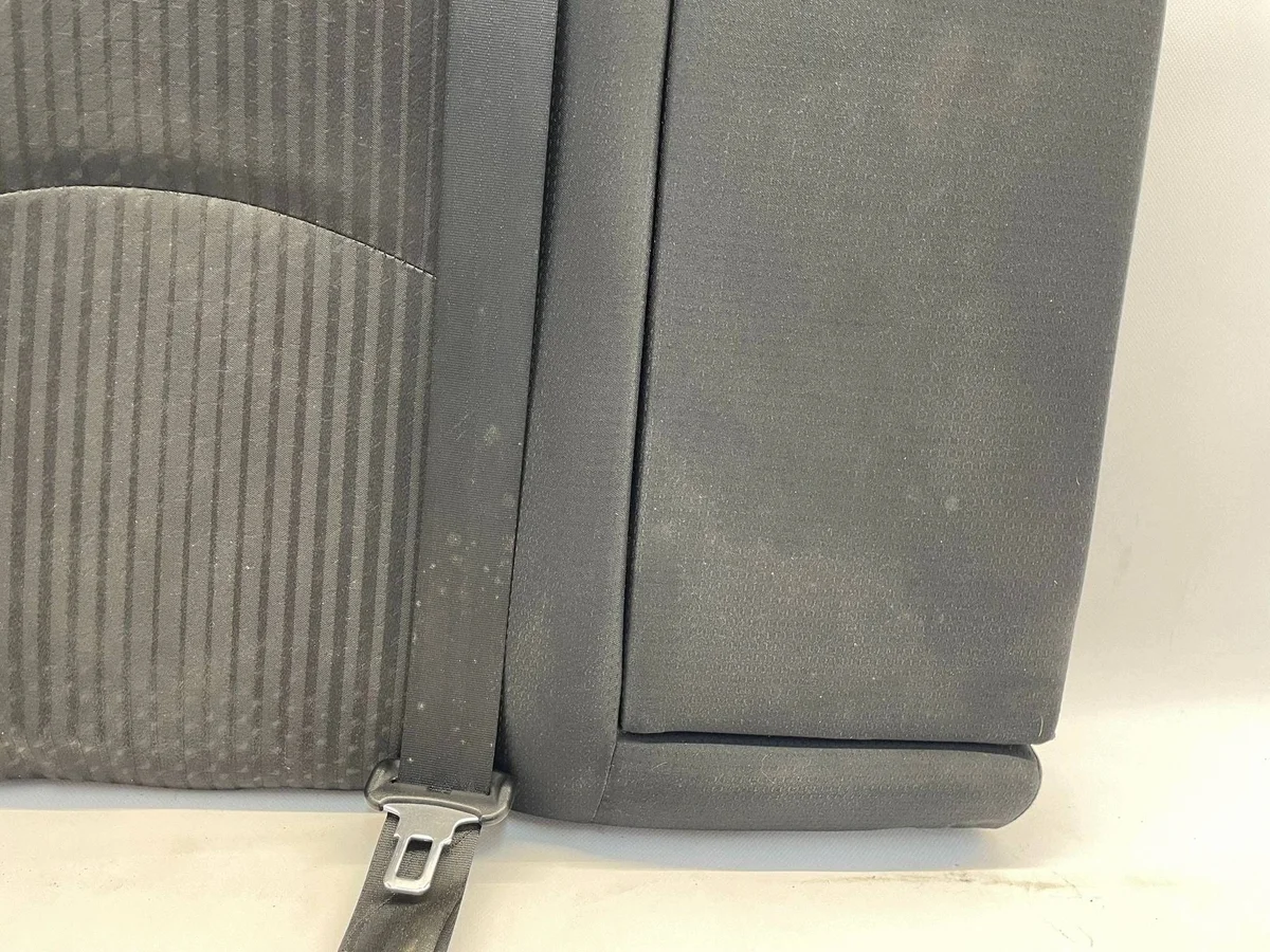 Toyota Prius IV Ryggstöd Höger Bak Använd image 4