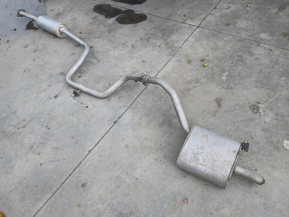 Izawit Muffler 17.139 - Used image 2
