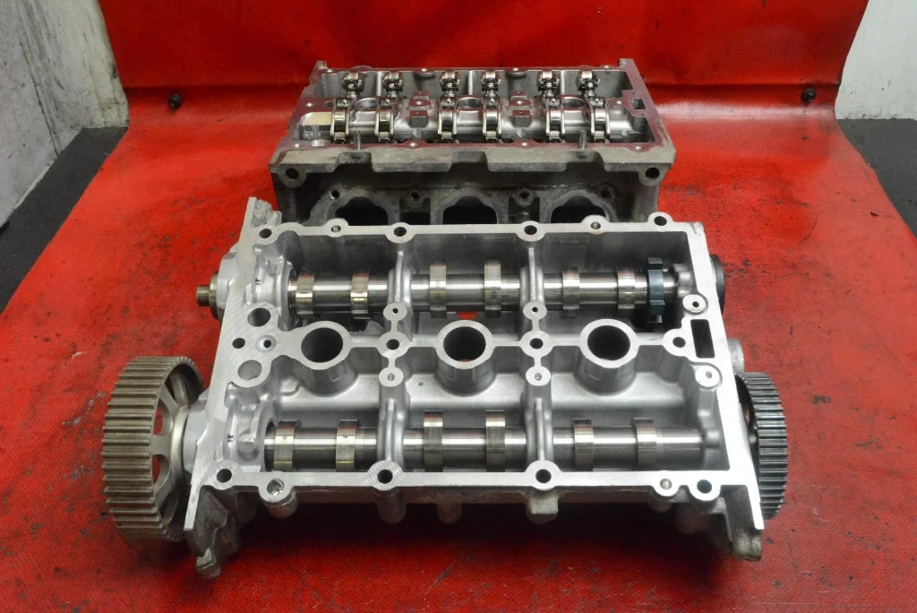 Culata Motor Skoda Fabia 3 1.0 MPI 04C103404F