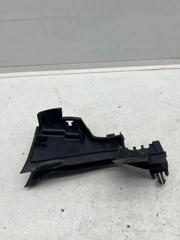 Plástico Limpiaparabrisas Mercedes A1678310101 Usado image 3