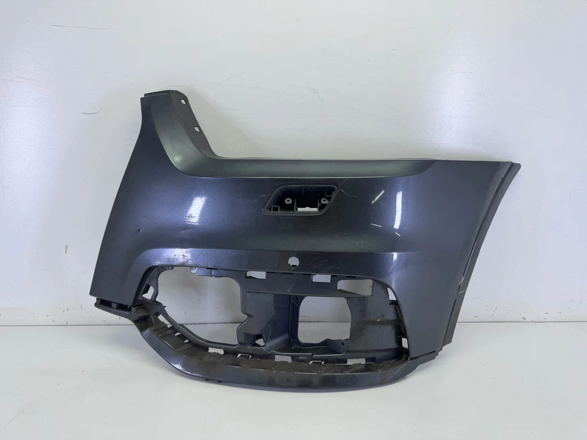 Audi Q3 Puskurin Kulma Vasen 8U0807437