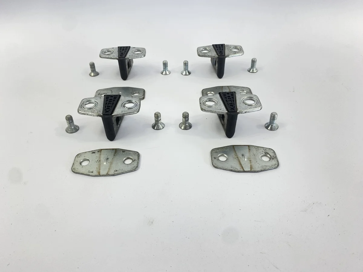 Mercedes W124 Door Latch Set RYGLE/SDV13659 image 10