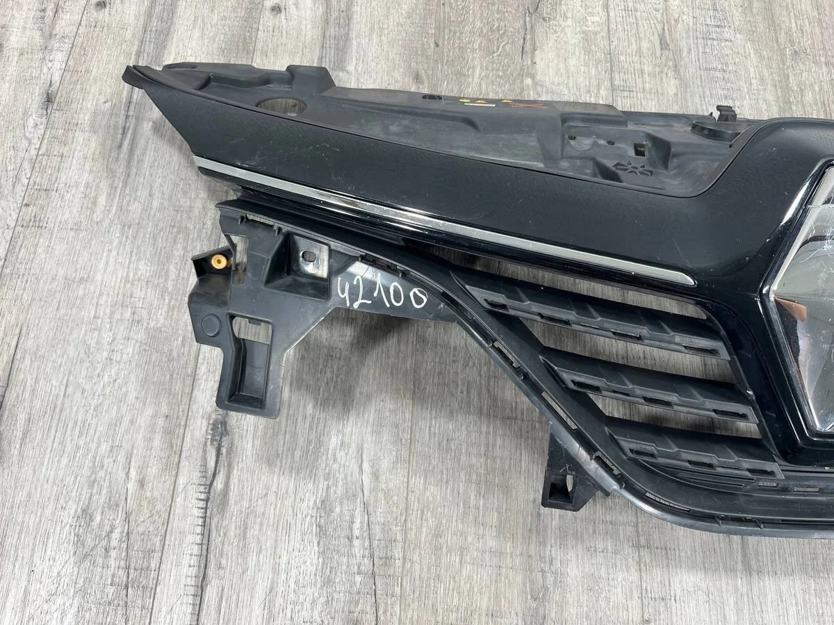 Renault Clio V Chrome Grille 622561539R image 3