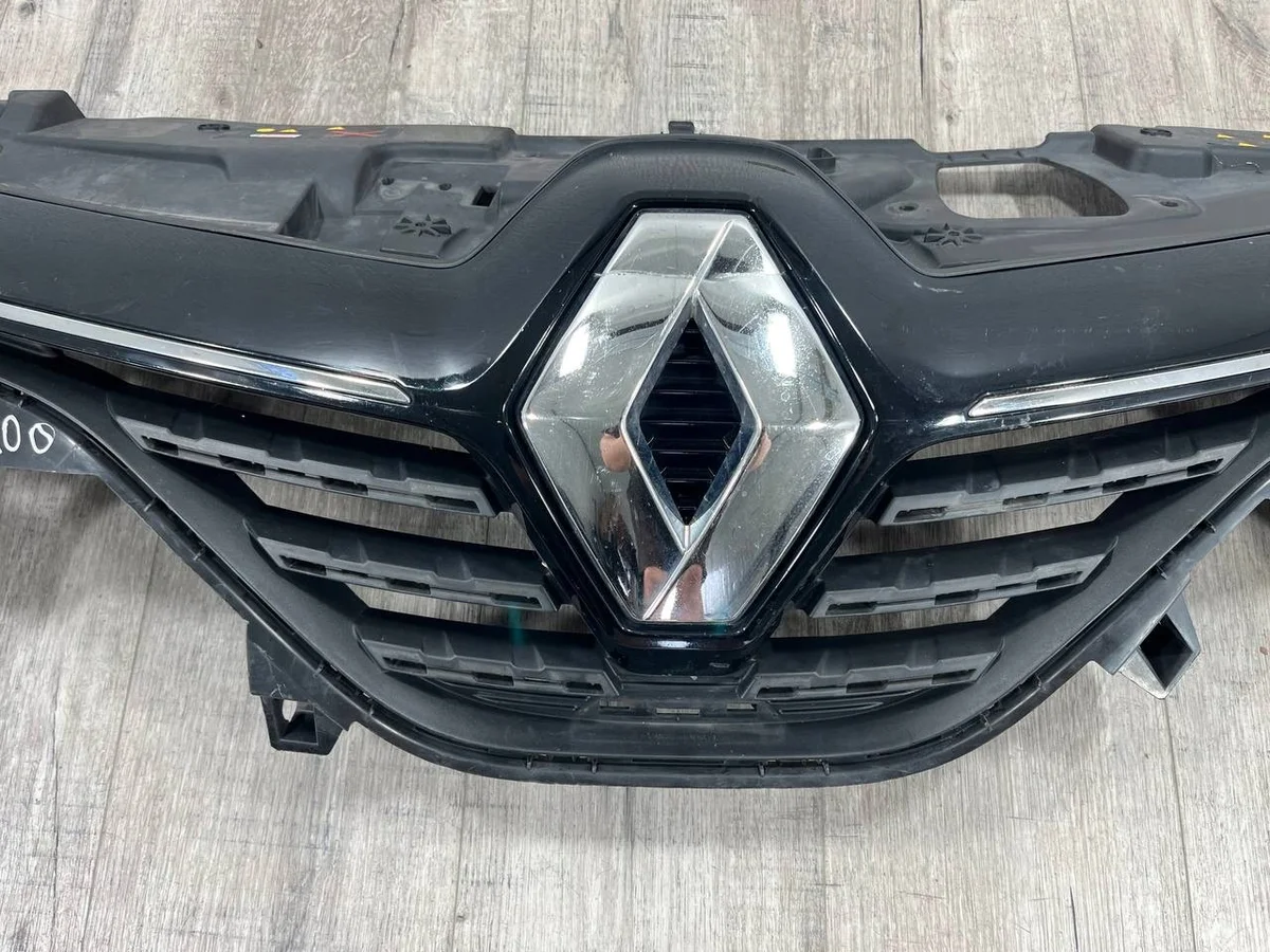 Renault Clio V Chrome Grille 622561539R image 4