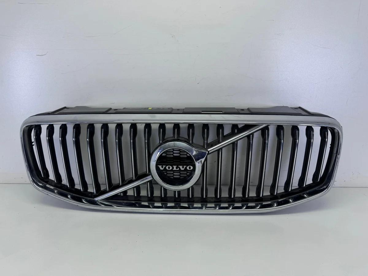 Grill Volvo XC60 II 31425535