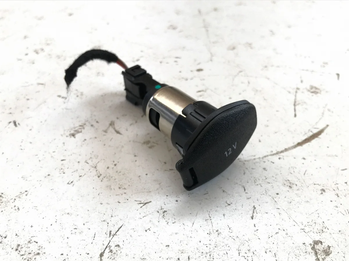 Prise allume-cigare 12V Chery Omoda 5 C5