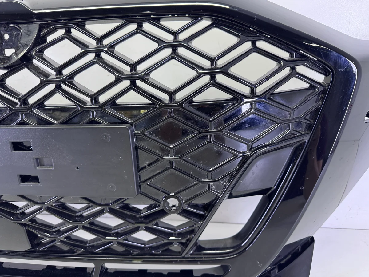 Audi RS3 8Y Grill Stoßstange 8Y0853651BE gebraucht image 4