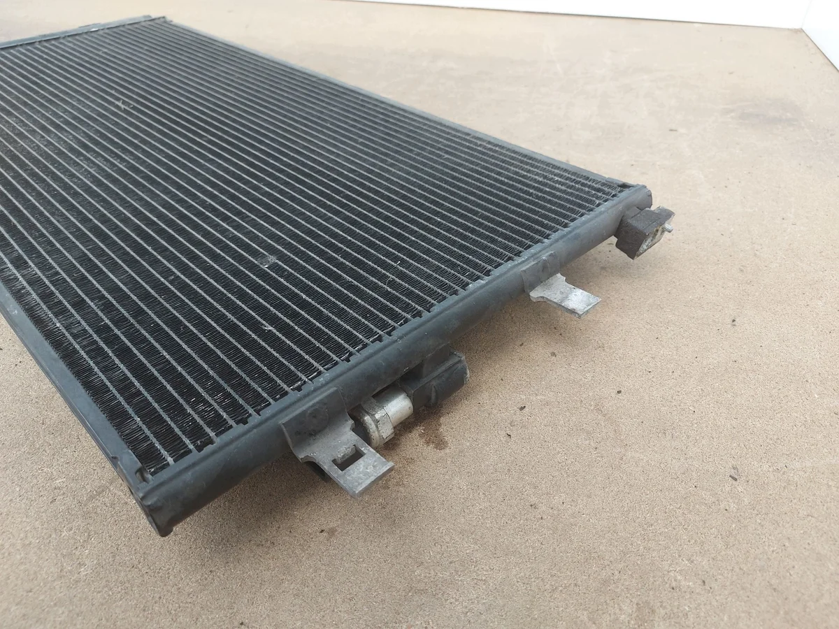 Audi A5 8T 2.0 TFSI airco condensor image 4