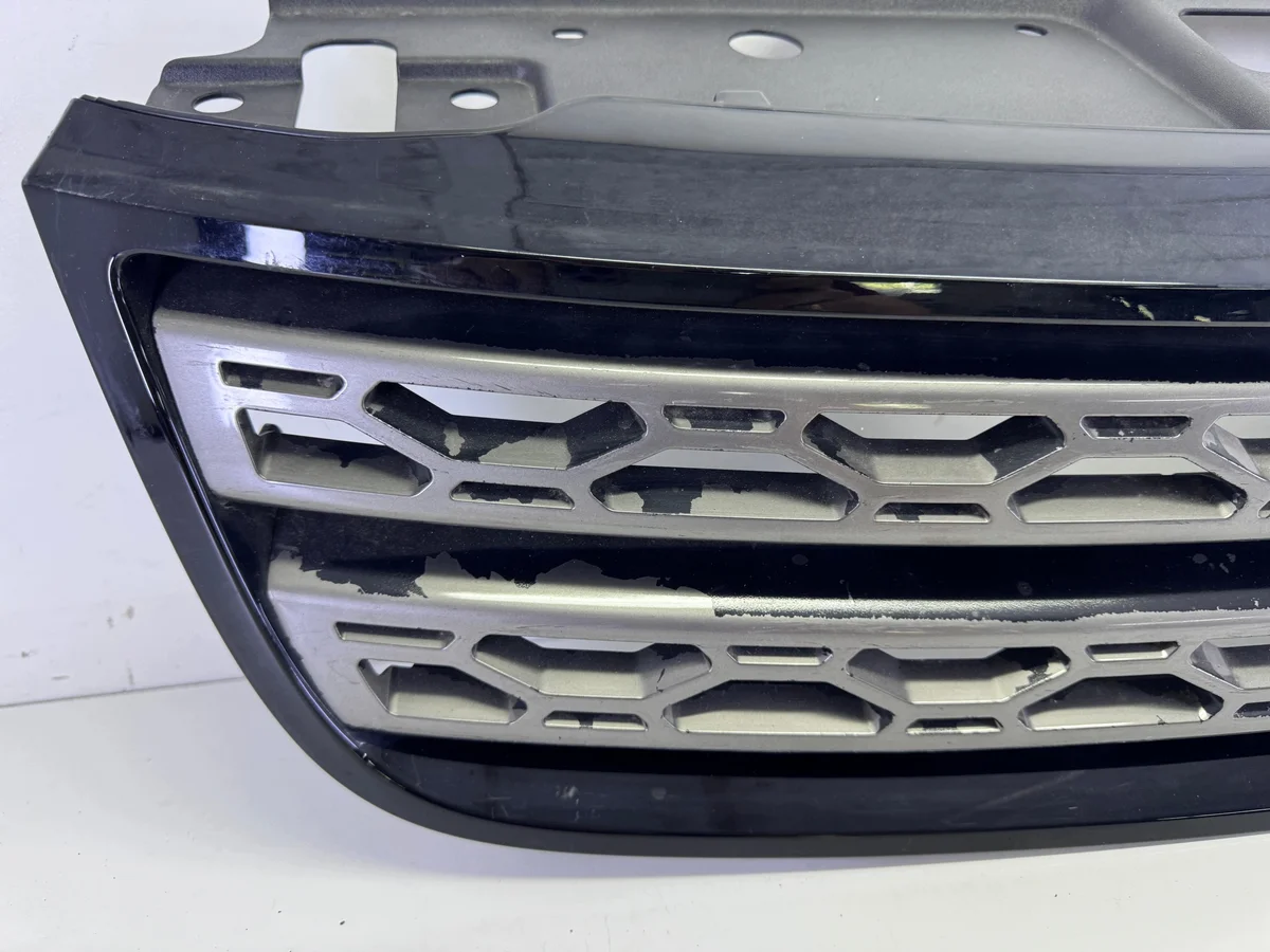 Land Rover Discovery V Grill Bumper Grille Used