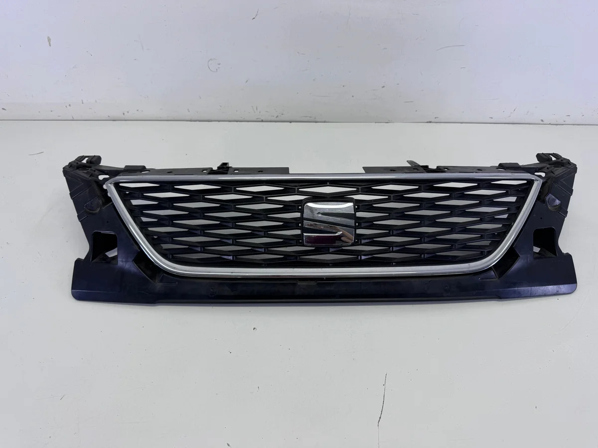 Griglia SEAT LEON III 3 LIFT 5F0853654F