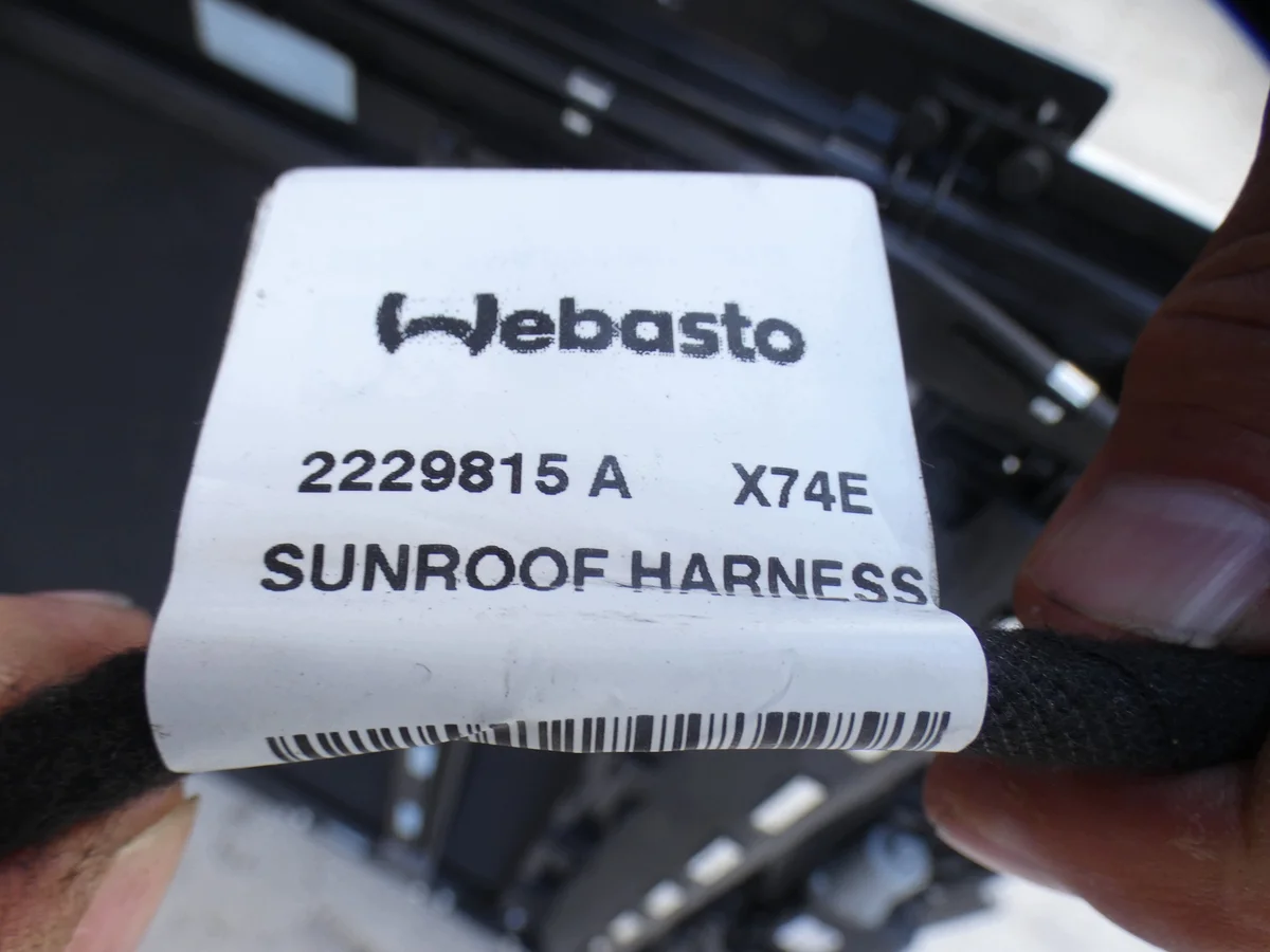 Techo solar Peugeot DS7 229358A usado image 10