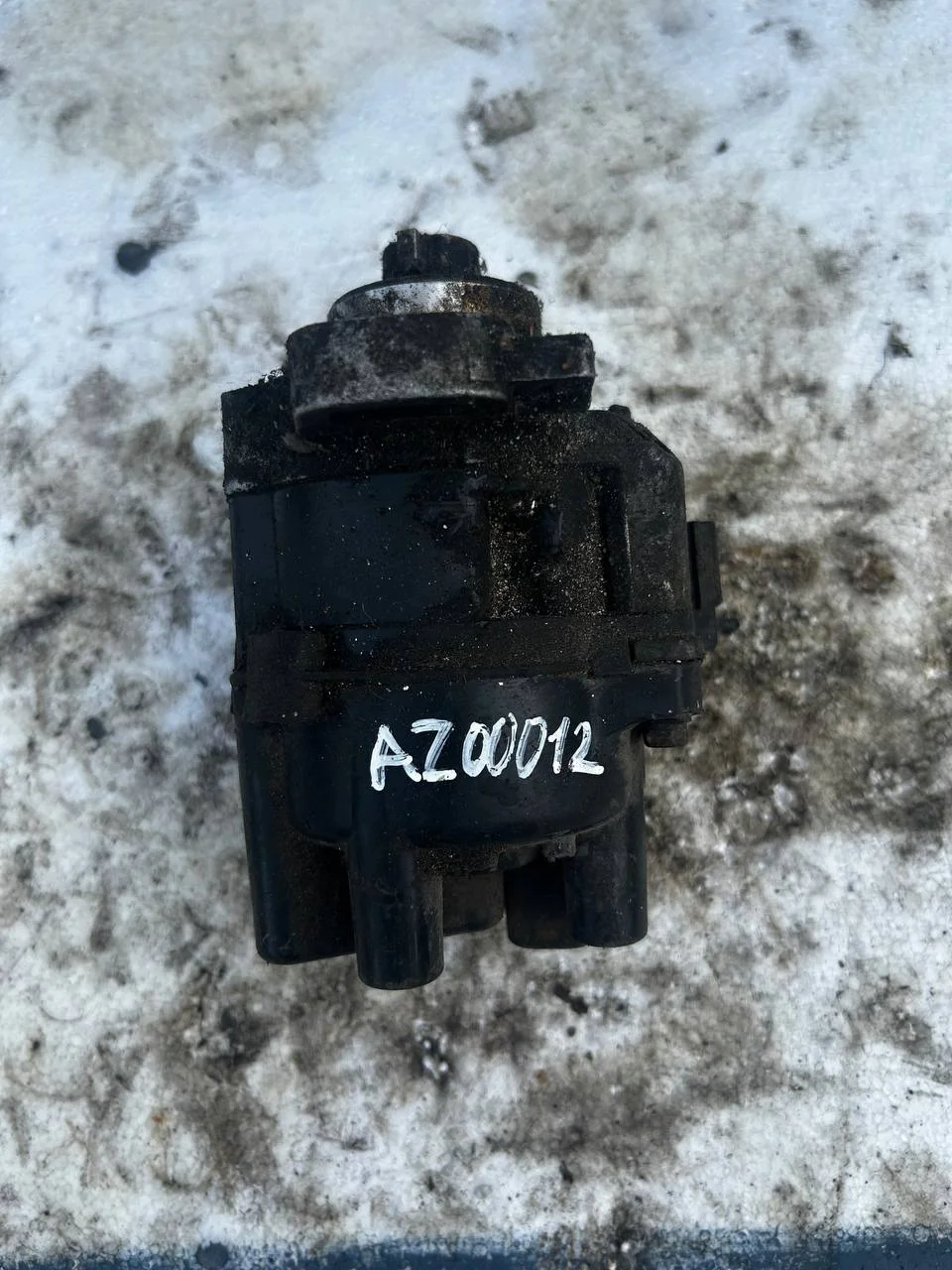 Allumeur Mitsubishi Mazda 323F V T2T60371