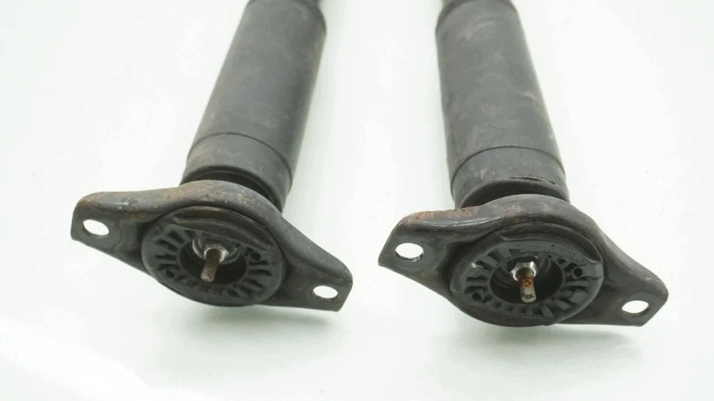 Stoßdämpfer hinten Volvo V70 III links/rechts image 3