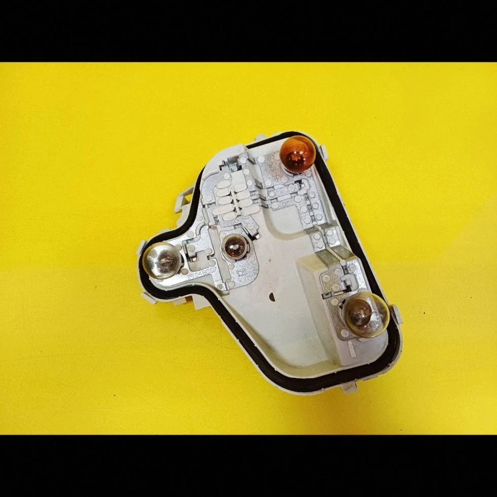 Luz Trasera Derecha Audi A3 8P 3 Puertas DRC124941