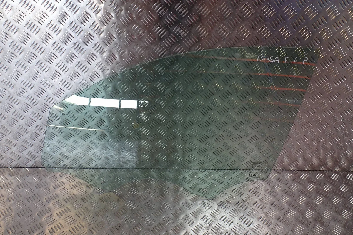OPEL CORSA F vitre porte gauche avant 43R007951