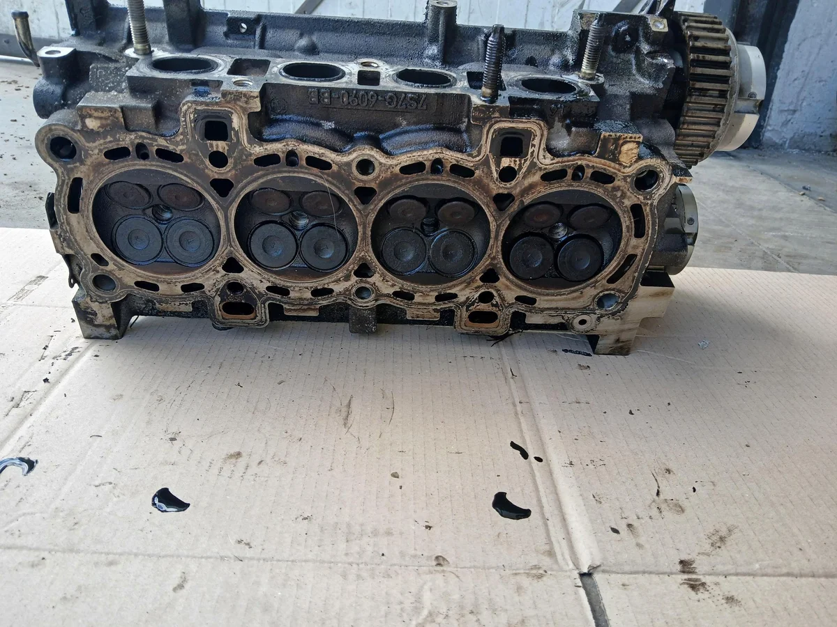 Engine Cylinder Head 7S7G-6090-BB Ford C-MAX MK2 image 4