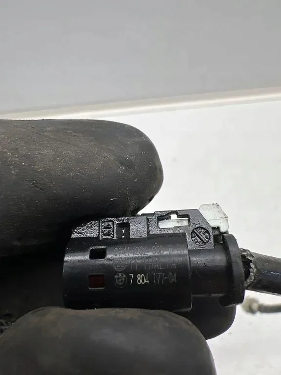 BMW G11 G30 G31 Abgastemperatursensor 8589664 image 3