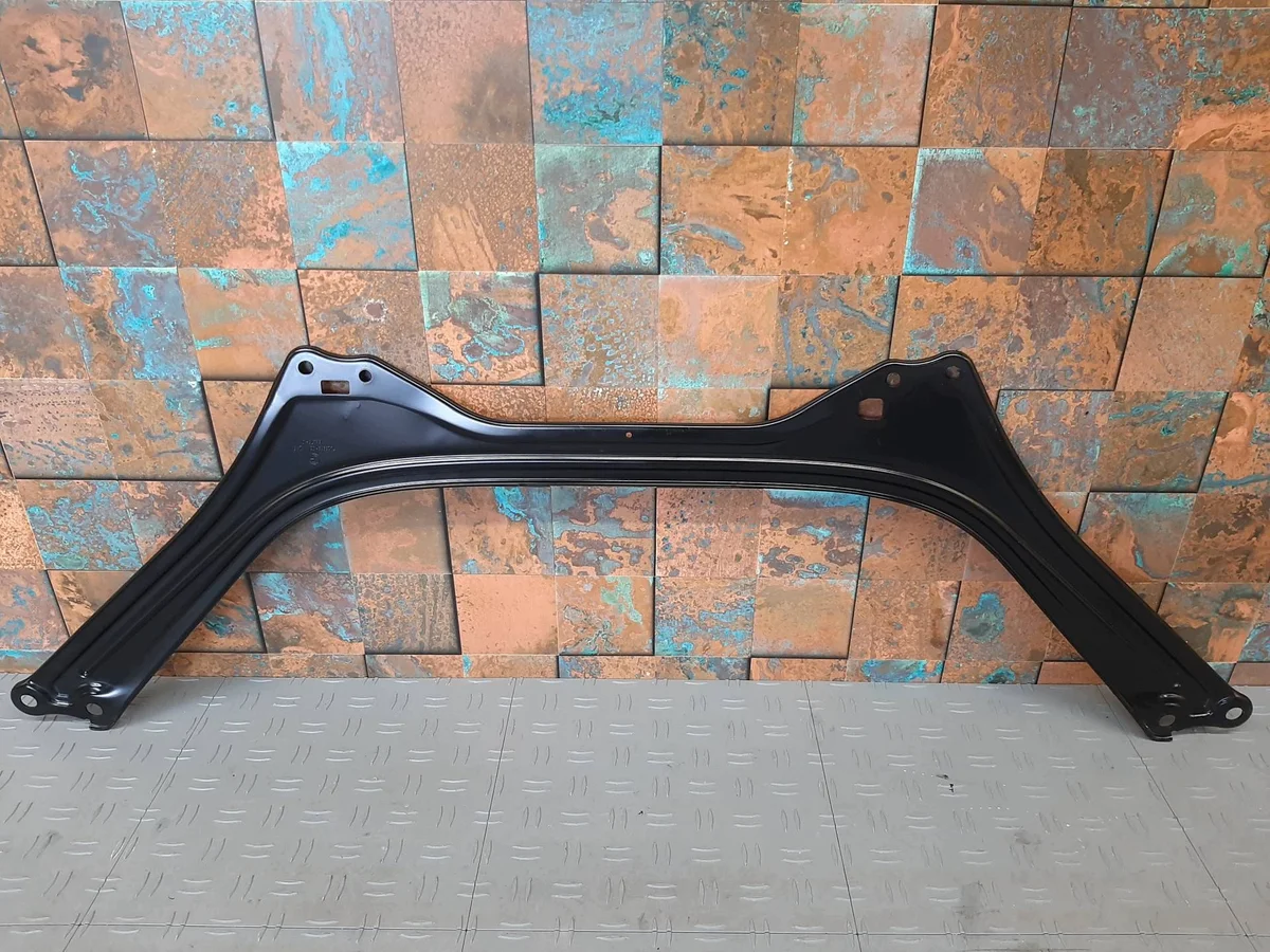 BMW 2 3 4 G20 G21 G22 G26 G42 Strebe