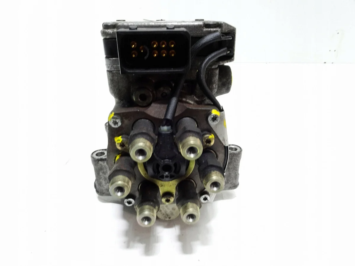 Pompe injection Audi A4 B6 B7 2.5 TDi image 3