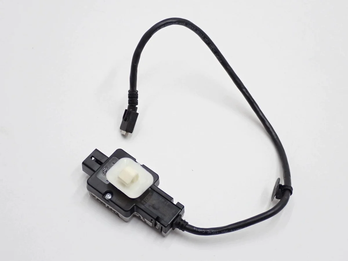 USB-portti Skoda Karoq 5E3035954B image 3