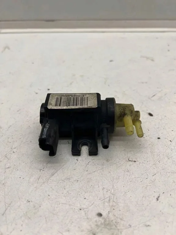 Vakuumventil Turbokompressor Ford F1DQ9S468AC
