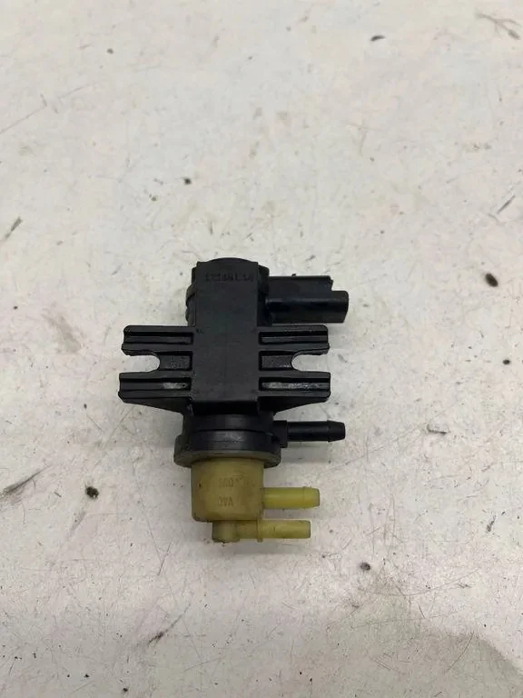 Vakuumventil Turbokompressor Ford F1DQ9S468AC image 3