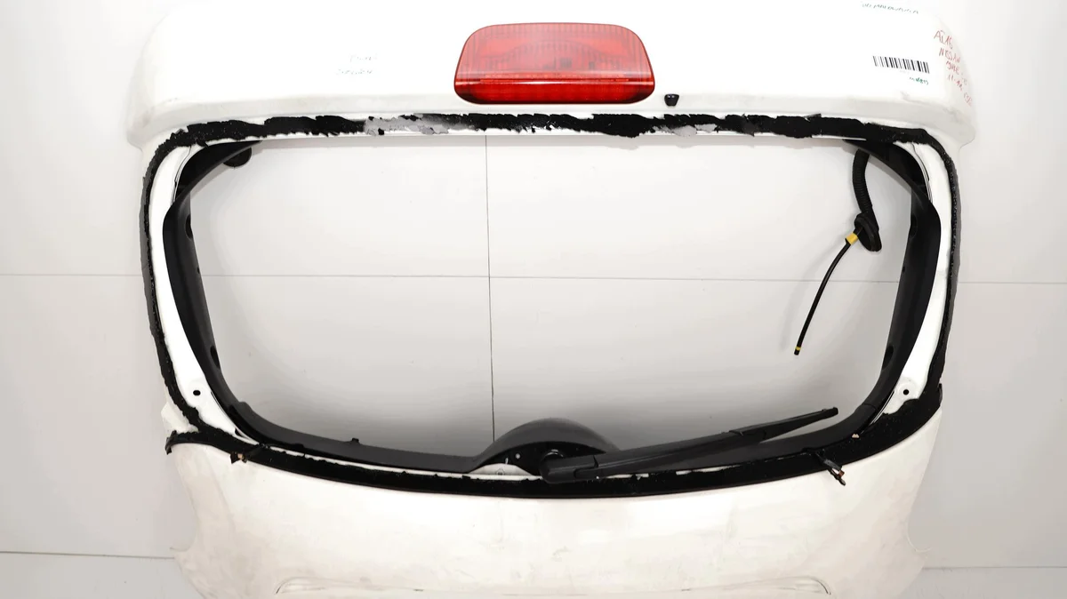 Hayon Nissan Juke F15 2011-2015 image 6