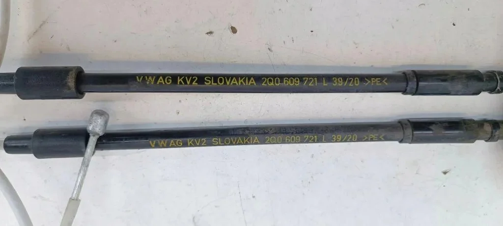 Skoda Scala 2020 takajarruvaijerit oikea image 4