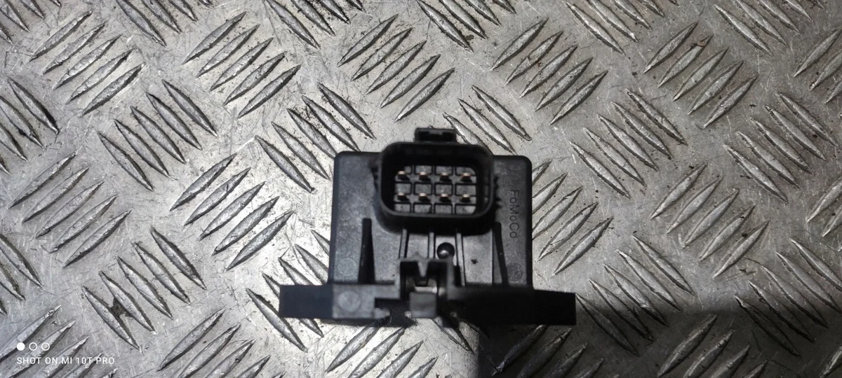 Fuel Pump Control Module Ford Explorer V image 4