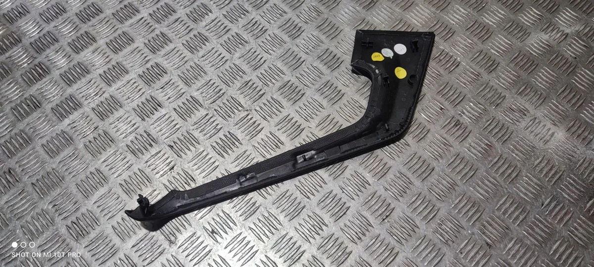 Porsche Macan 95B Center Console Part Used image 3