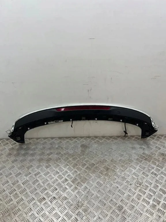 Alerón Maletero Renault Clio V 2022 Usado image 4