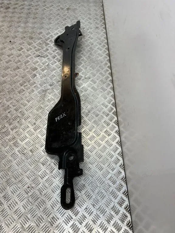 Support radiateur RENAULT SCÉNIC IV 1.7L image 6