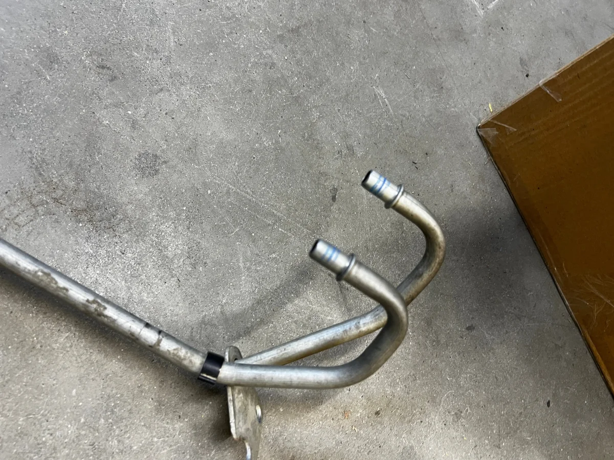 Tubo radiatore olio cambio Ford F150 Raptor