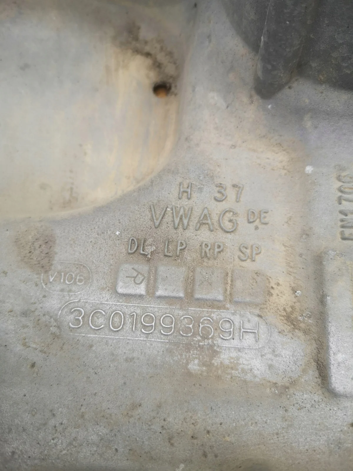 Audi Q3 8U Châssis Avant 3C0199369H image 4