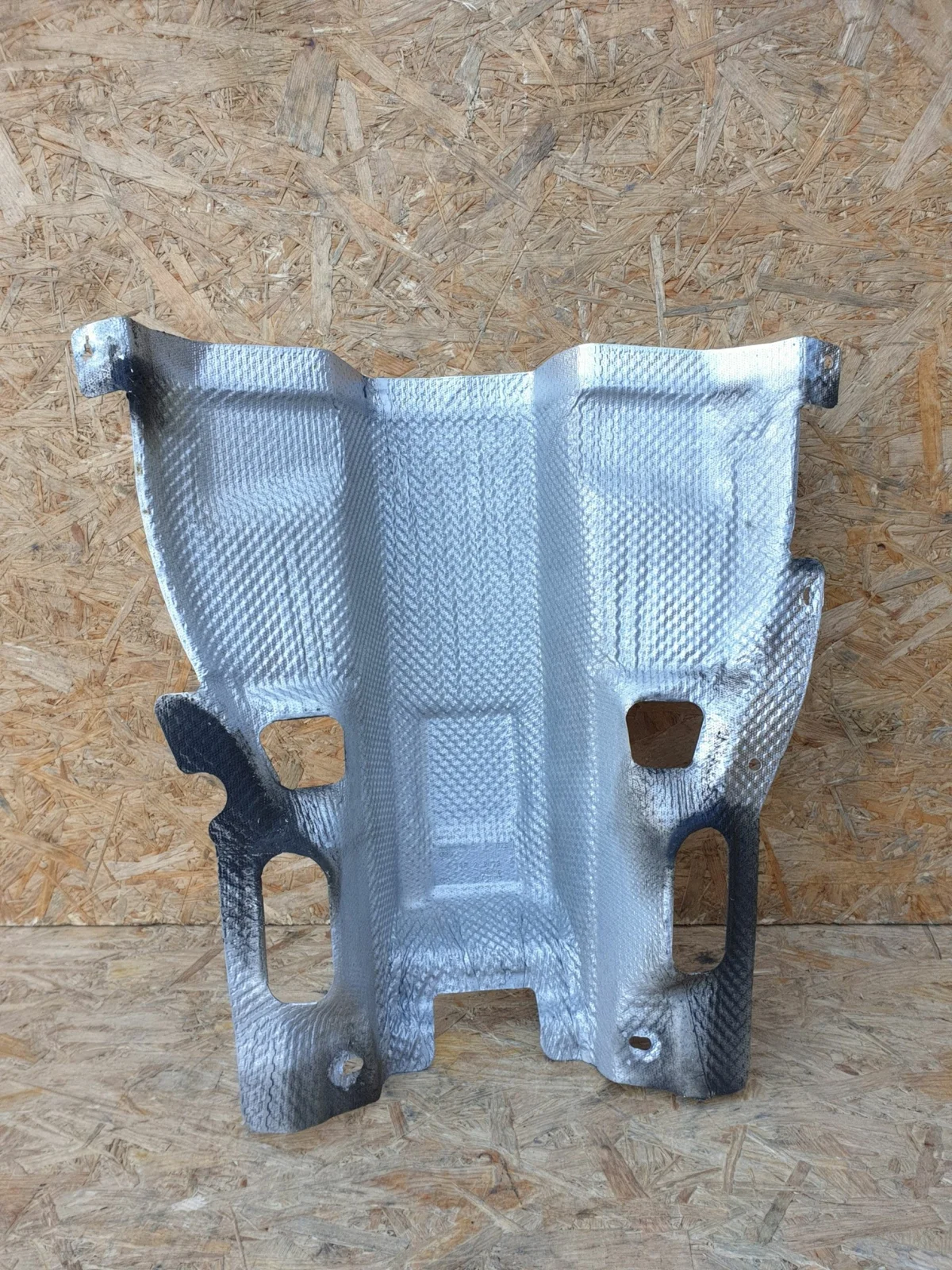 Audi Q5 8R Hitzeschutzblech 8R0804160E