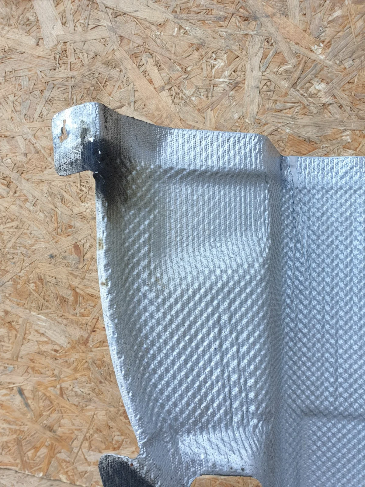 Audi Q5 8R Heat Shield 8R0804160E image 4