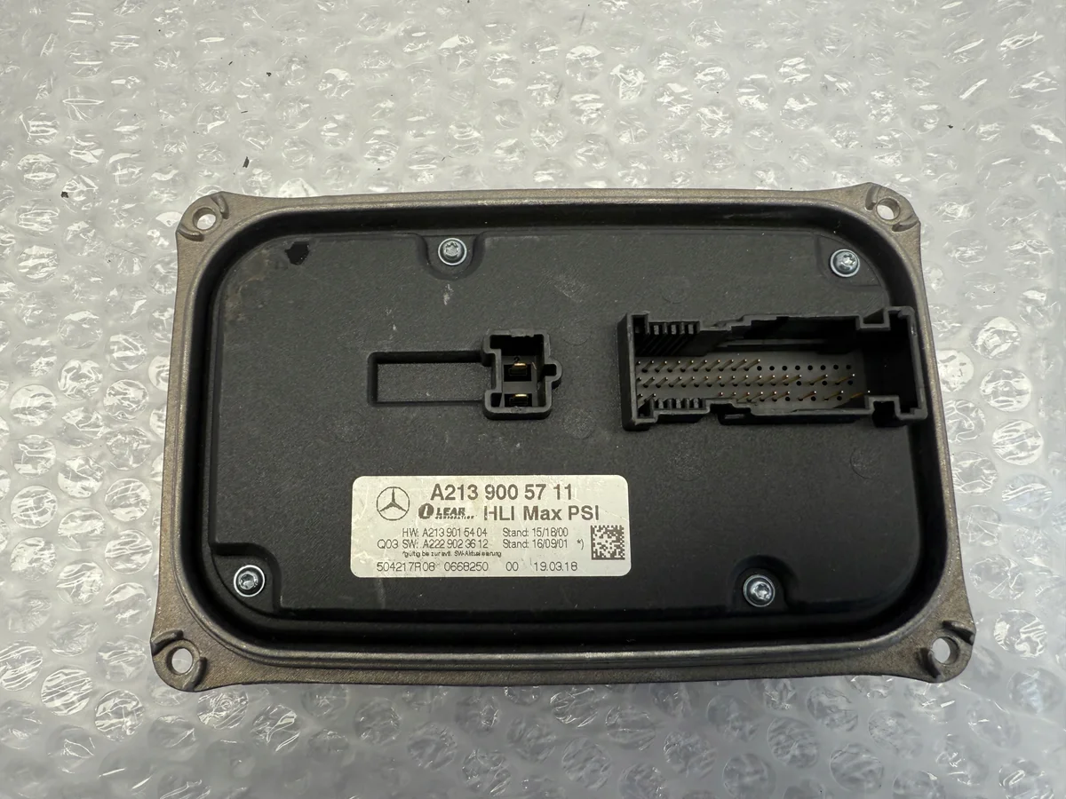 Module convertisseur Mercedes A2139005711